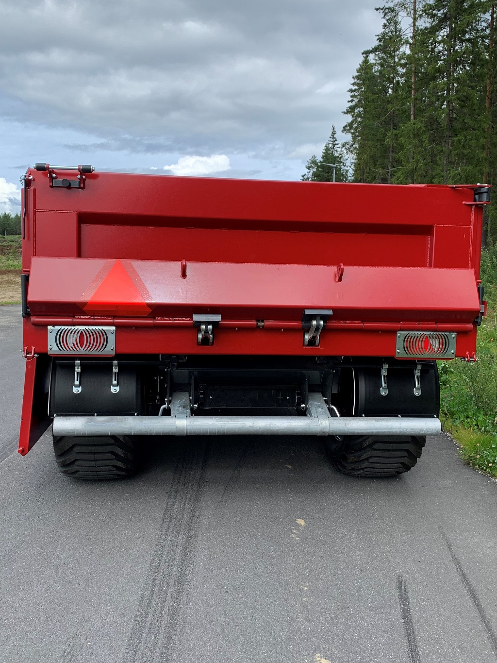 FERREL TUNGDUMPER 135DU M/NEDFELLBARE SIDEKARMER/HYDR.BAKLEM - Image 5